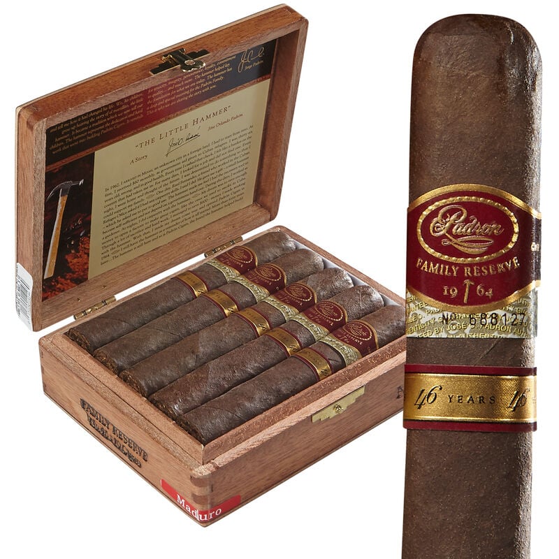 Padron Family Reserve Robusto Extra Box of 10