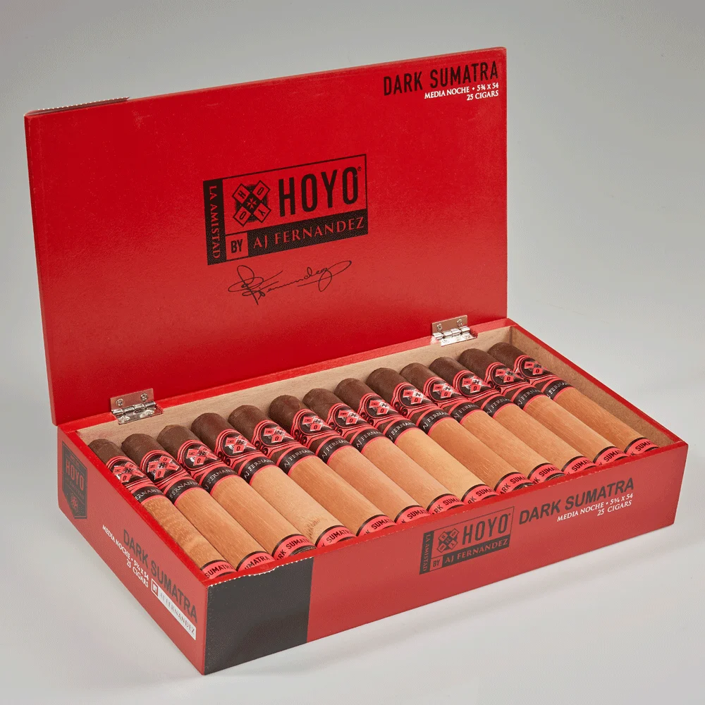 Hoyo La Amistad Dark Sumatra by AJ Fernandez | Media Noche | Pack of 5