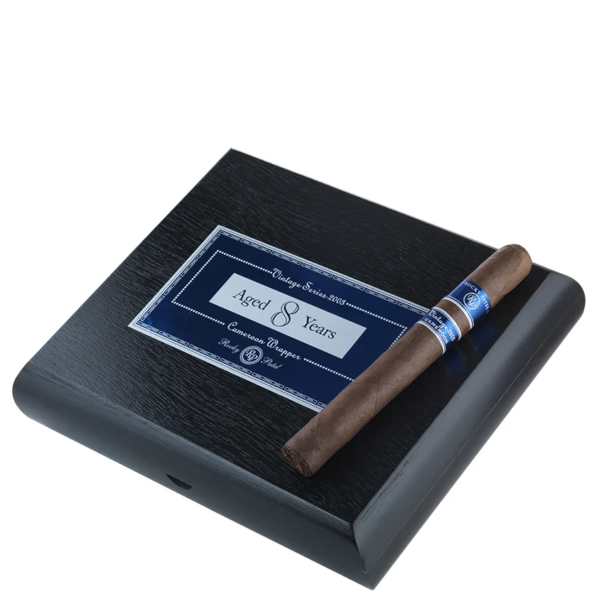 Rocky Patel Vintage 2003 Cameroon Toro Natural | Toro | Box of 20