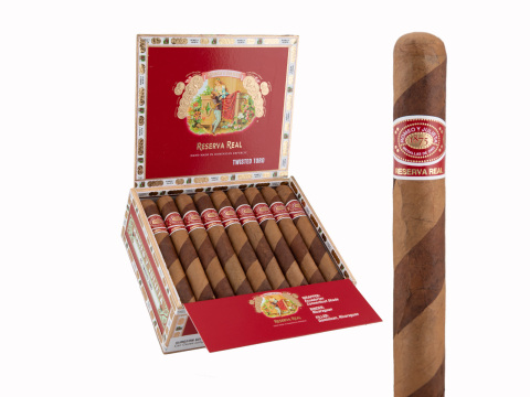Romeo Reserva Real Twisted Toro - 25 Cigars