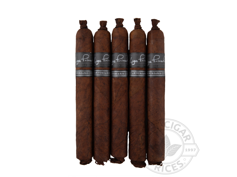Liga Privada 10 Year Aniversario Toro - 5 Cigars