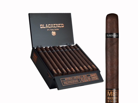 Blackened M81 Corona Doble By Drew Estate - 20 Cigars