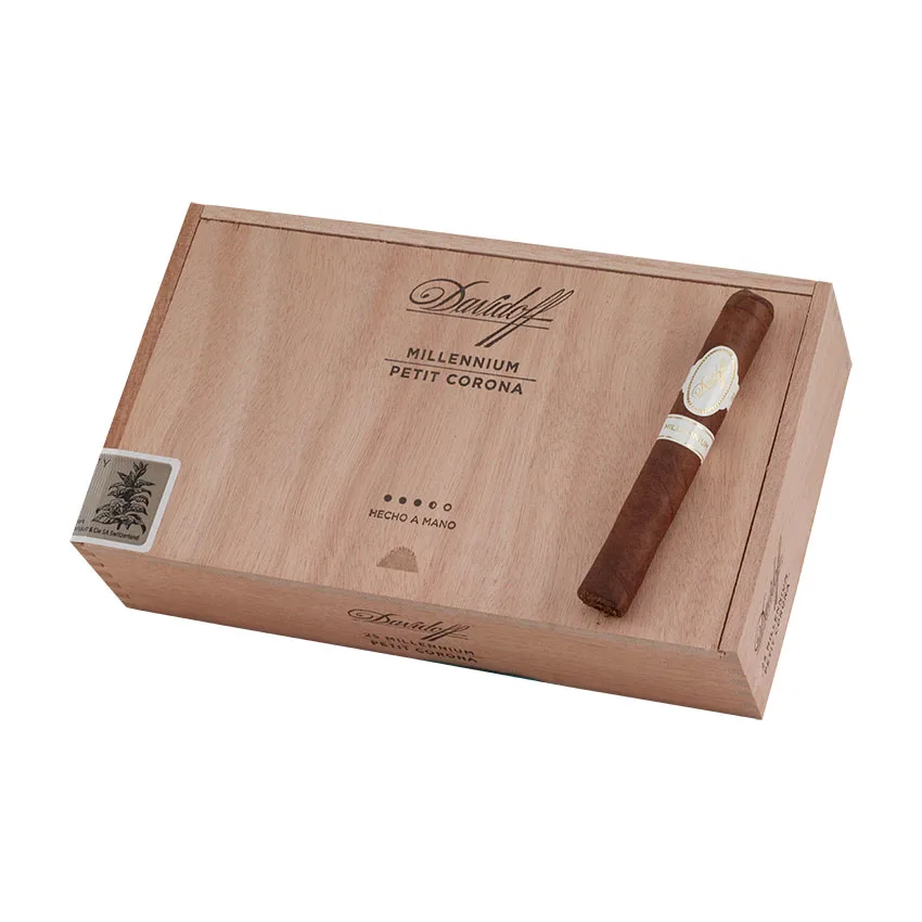 Davidoff Millennium Petit Corona Natural | Corona | Box of 25
