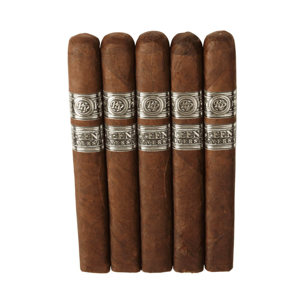 Rocky Patel Fifteenth Anniversary Toro / 6.5 x 52 Pack of 5