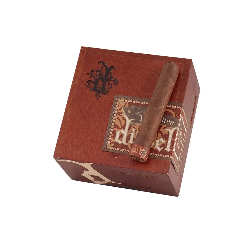 Diesel Unlimited D.4 Natural | Robusto | Box of 20