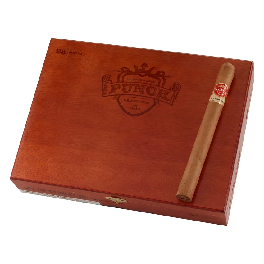 Punch Grand Cru Diademas Natural | Churchill | Box of 25
