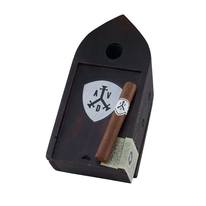 ADVentura The Conqueror Comandante Dark Natural | Robusto | Box of 20