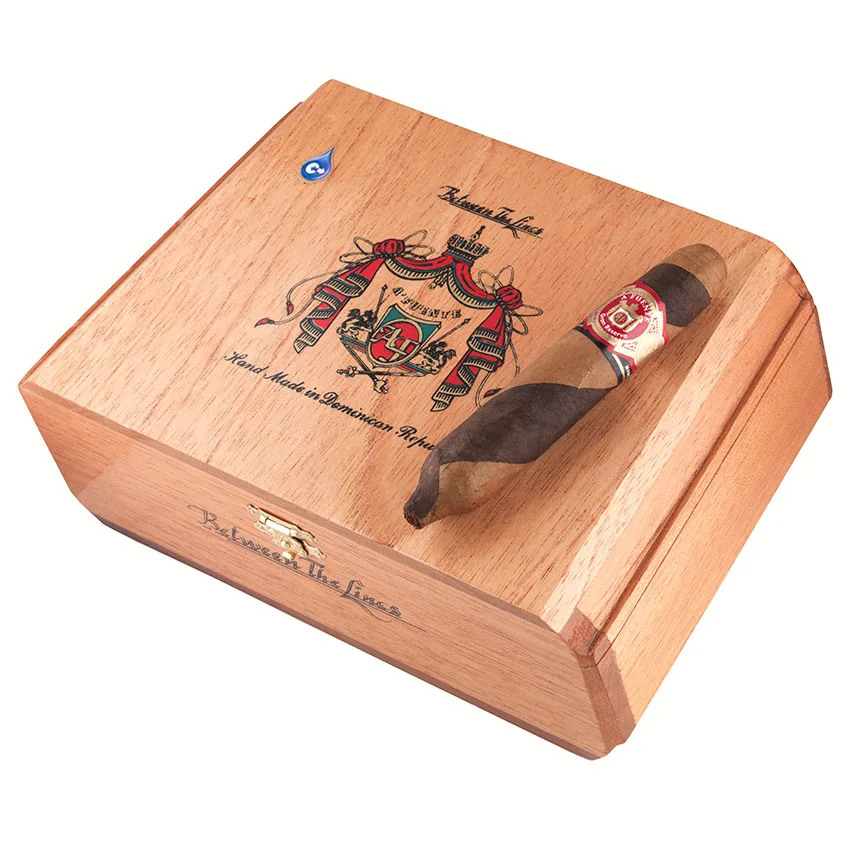 Arturo Fuente Hemingway Between The Lines Barber Pole | Perfecto | Box of 25