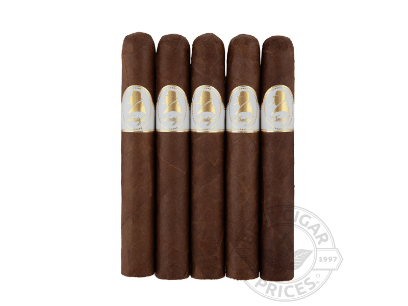 Davidoff Winston Churchill Petit Corona - 5 Pack - 5 Cigars