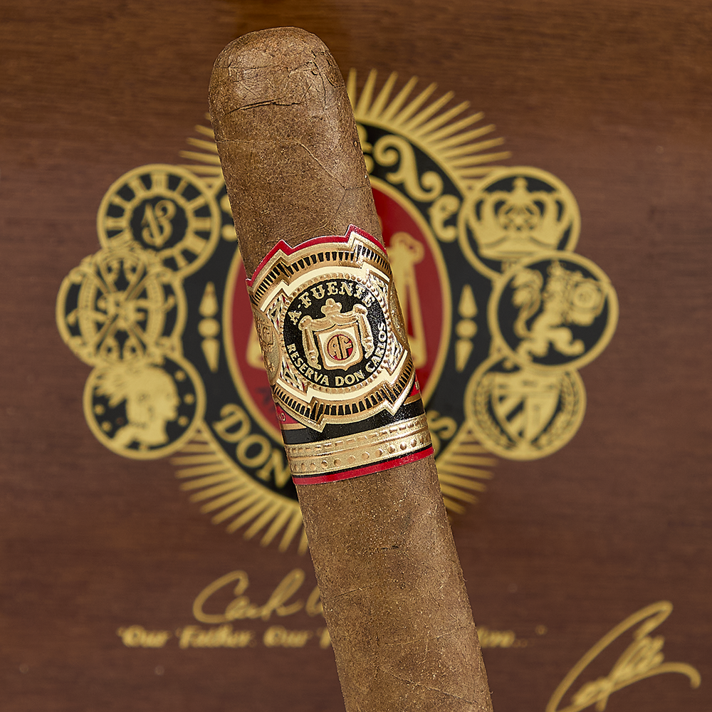 Arturo Fuente Don Carlos - Robusto (Box of 25)