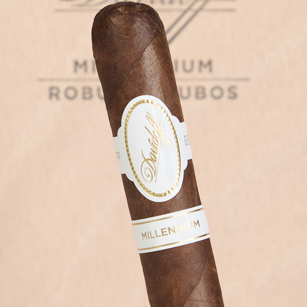 Davidoff Millennium Series - Short Robusto (Pack of 4)