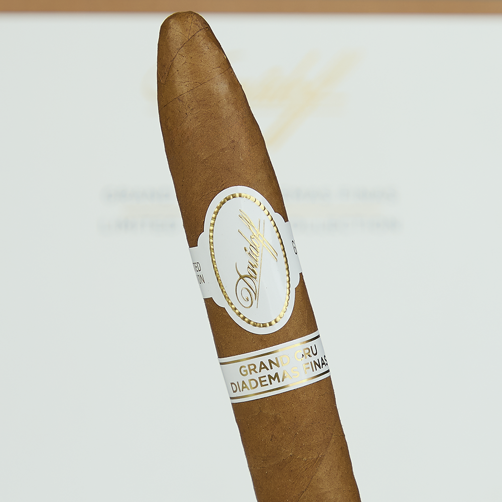 Davidoff Grand Cru Series - Toro (Box of 25)