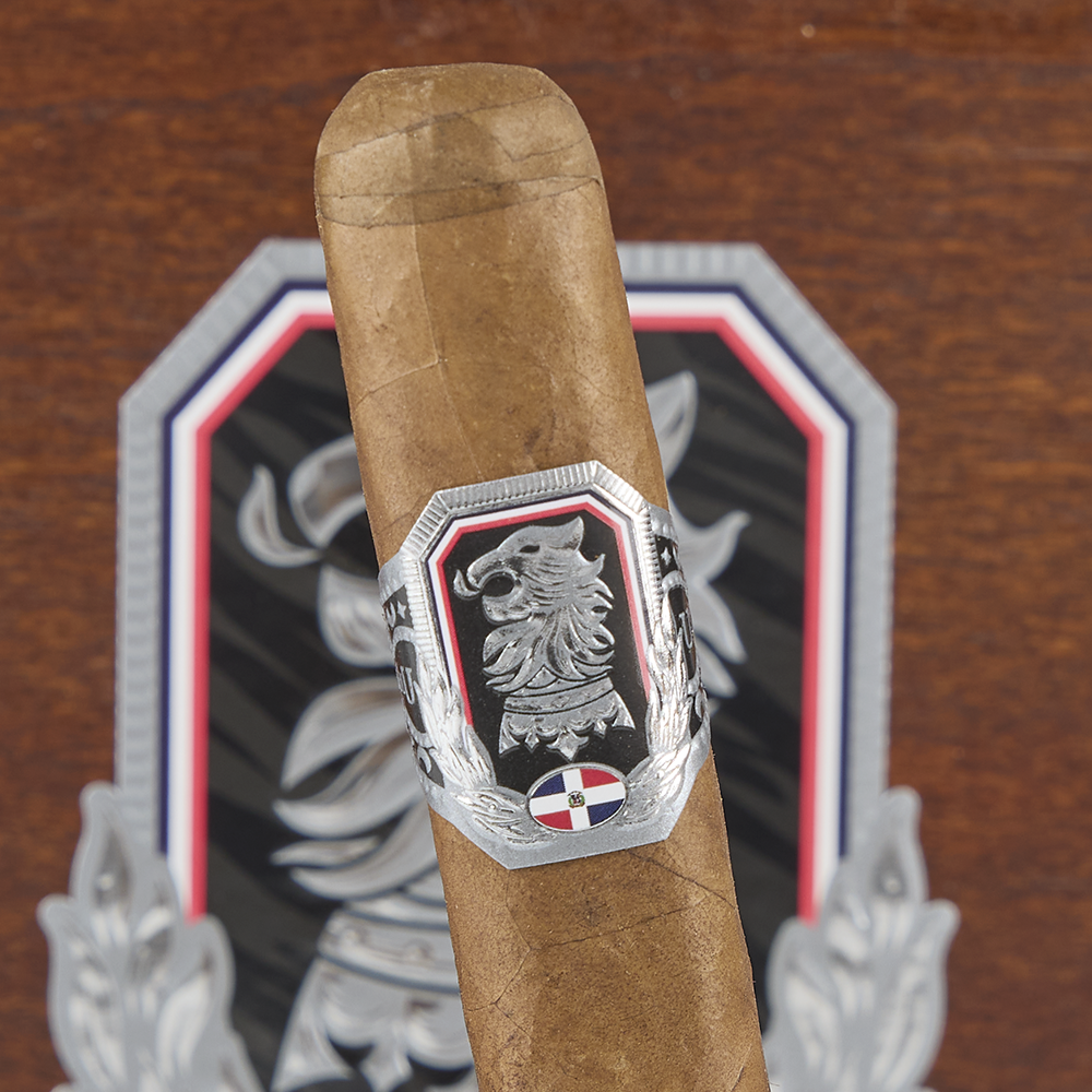 Undercrown El Tigre Dominicano - Robusto (Pack of 5)