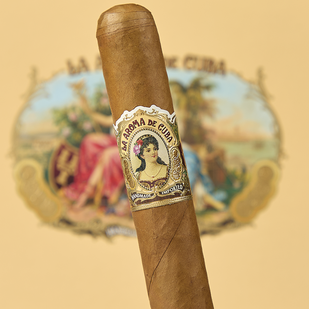 La Aroma de Cuba Connecticut - Robusto (Box of 24)