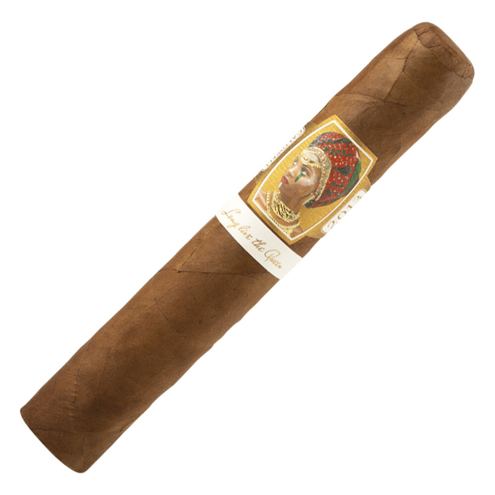 Long Live The Queen by Robert Caldwell | Queens Court Robusto | Box of 10