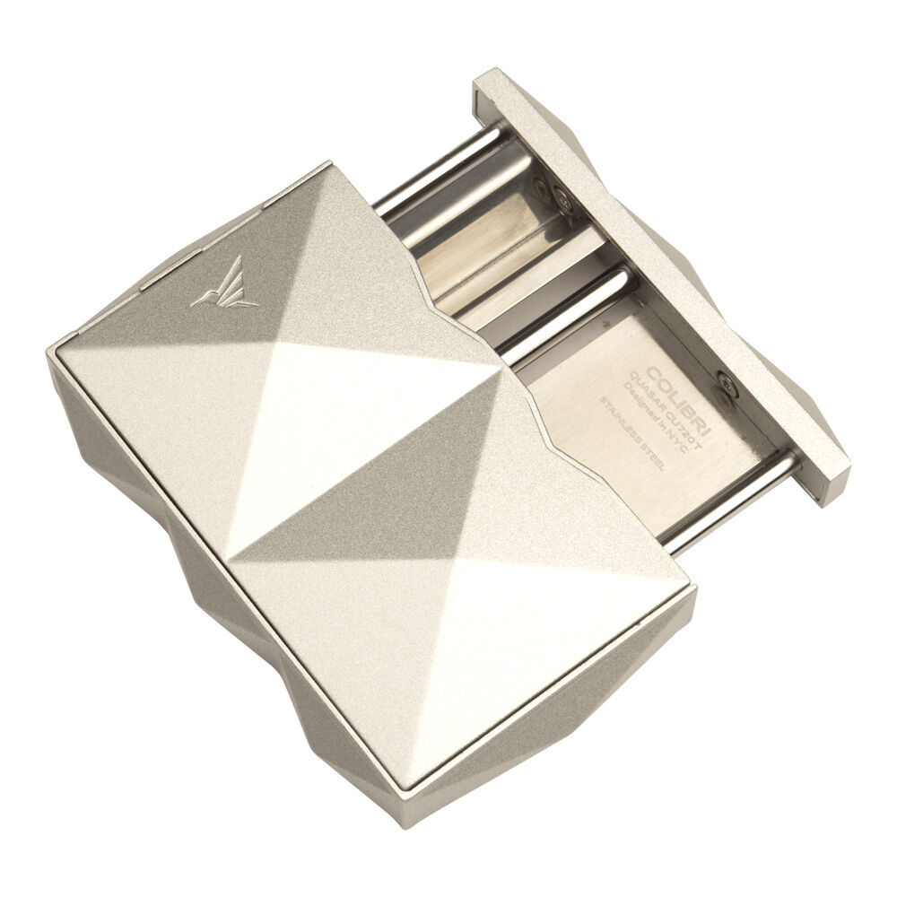 Colibri Cigar Cutters | Quasar Silver SV- Cut | Default