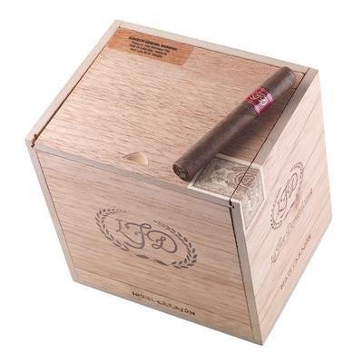 La Flor Dominicana Little Carajon