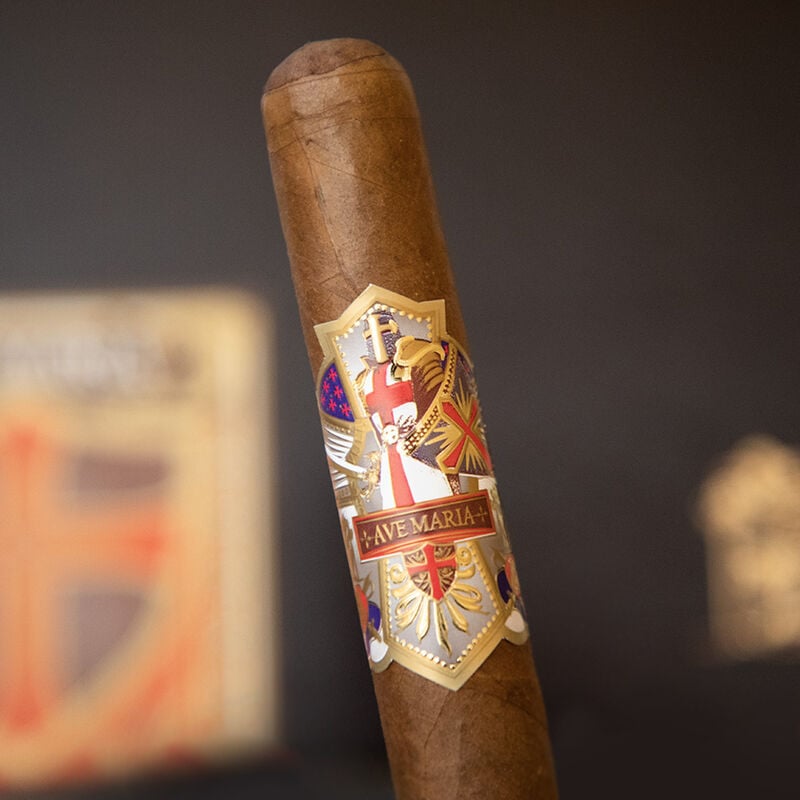 Ave Maria Cigars - The Lion (Single)
