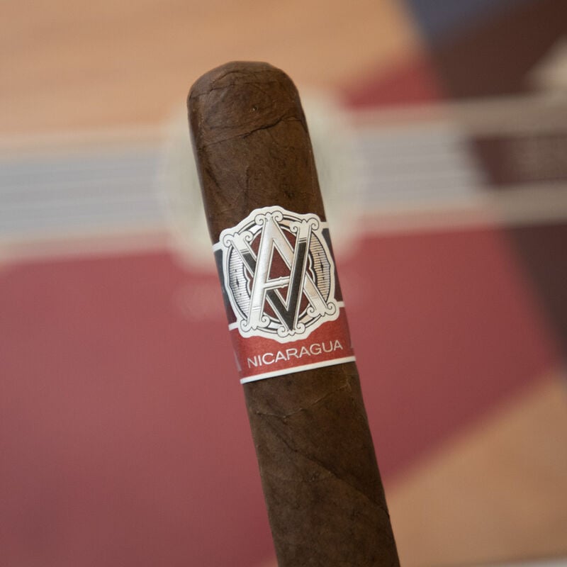 AVO Syncro Nicaragua - Robusto (Single)