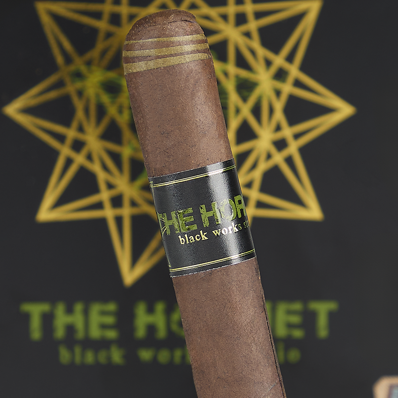Black Works Studio - Hornet - Robusto (Single)