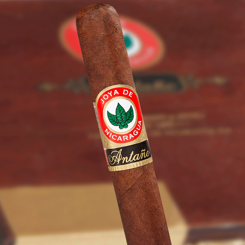 Joya de Nicaragua Antaño 1970 - Gran Consul (Box of 20)