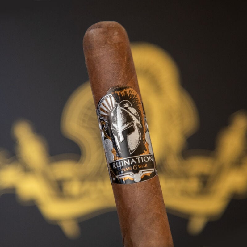 Man O' War Ruination - Robusto #1 (Box of 20)