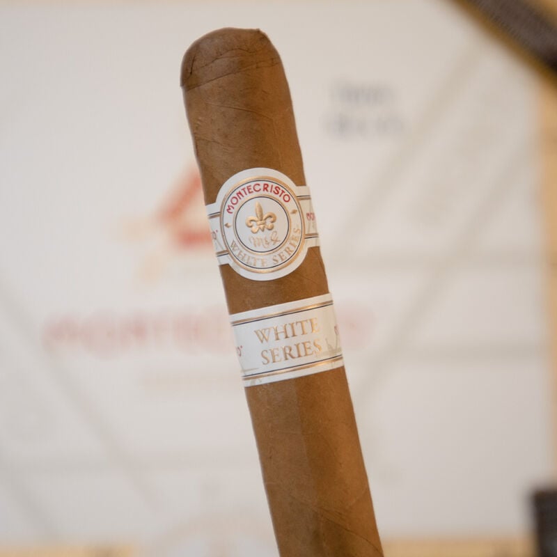 Montecristo White Label - Monte Court (Single)